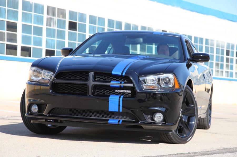 Dodge Charger by Mopar '2011